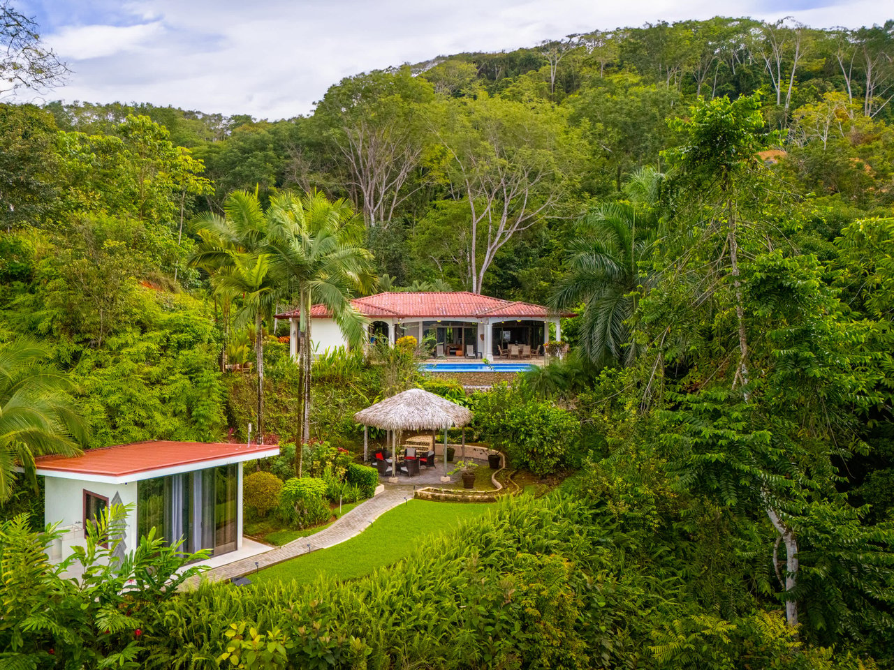 Ocean Mountain View with Privacy! Casa Carpe Diem 