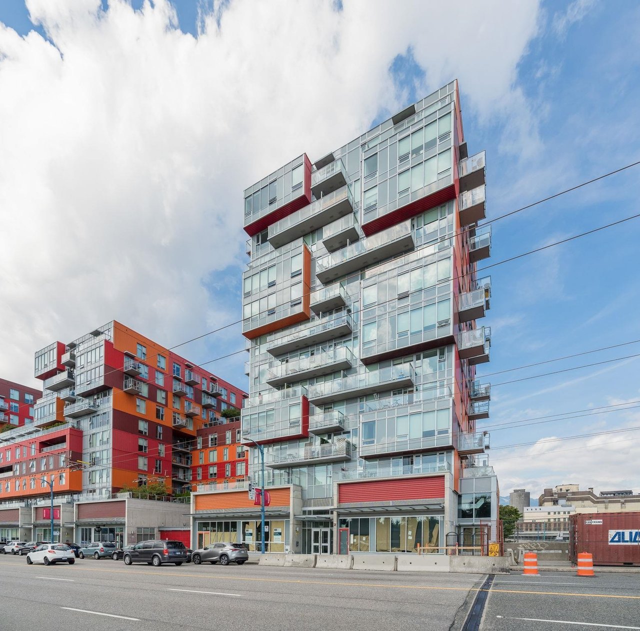 1003-983 E Hastings St