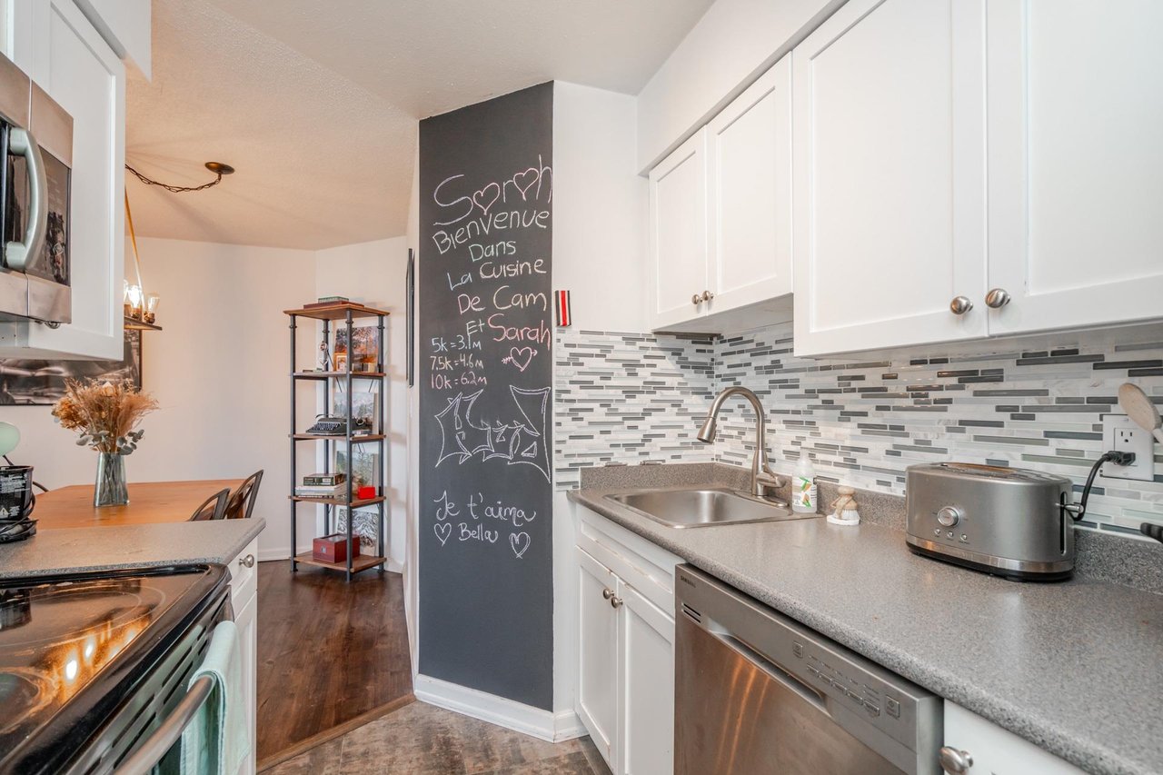 405-3760 Albert Street, Burnaby