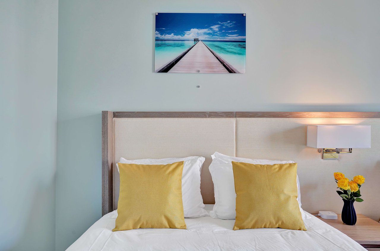 Ritz Carlton Key Biscayne Unit 870
