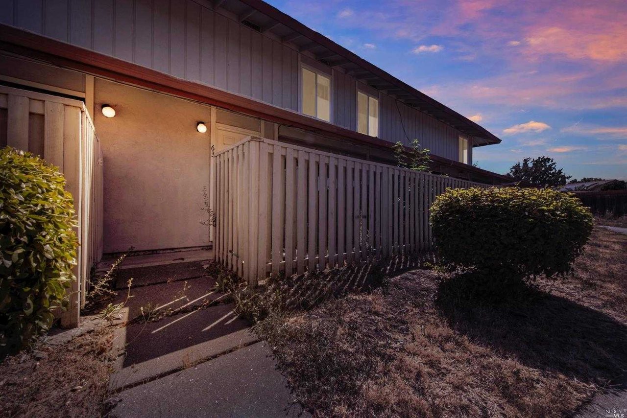 63 Villa Circle