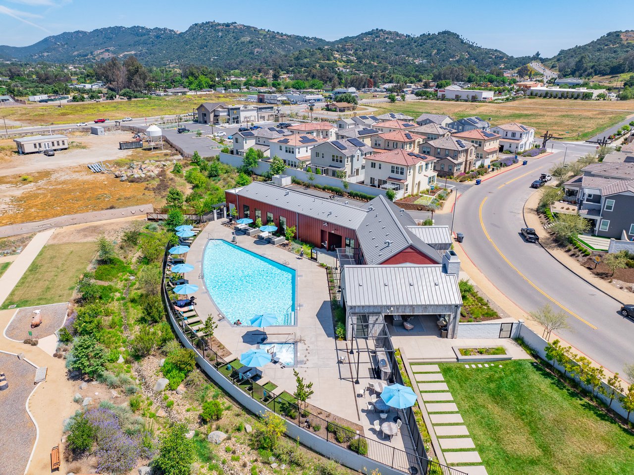 Welcome To 27712 Evergreen Way in Valley Center, CA