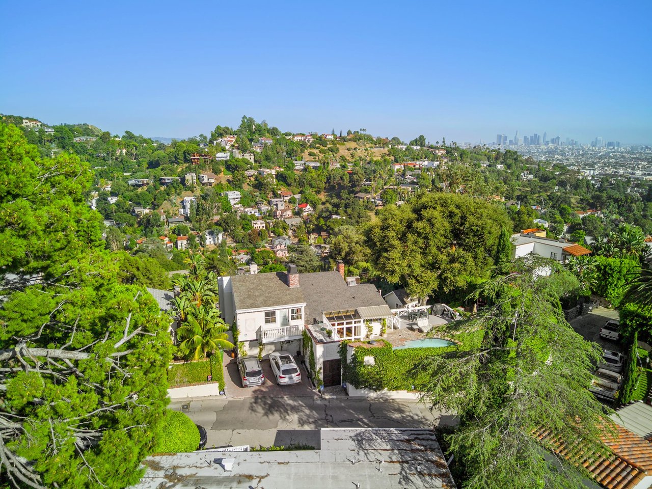 Hideaway Compound in the Hollywood Hills for Lease