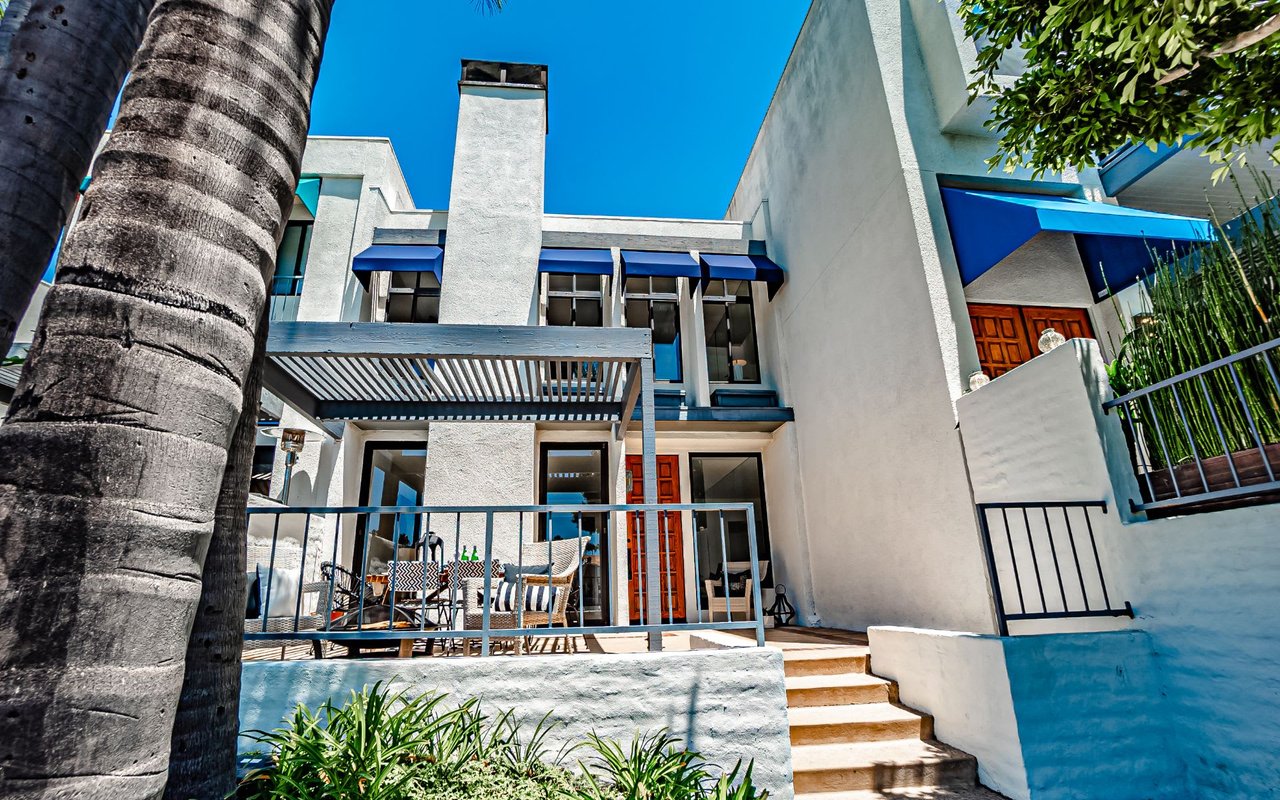 5534 Azure Way