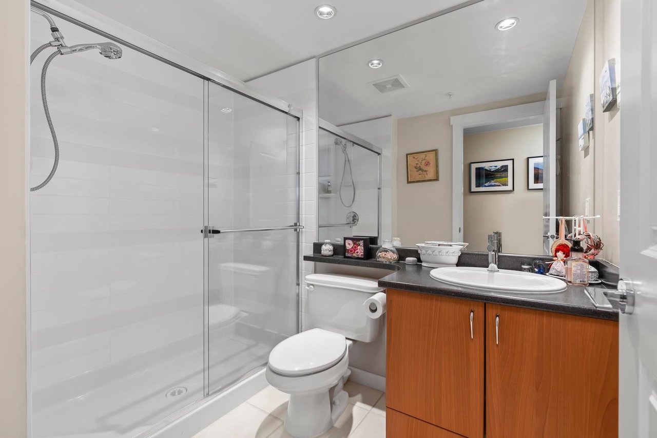 710-9266 University Cres