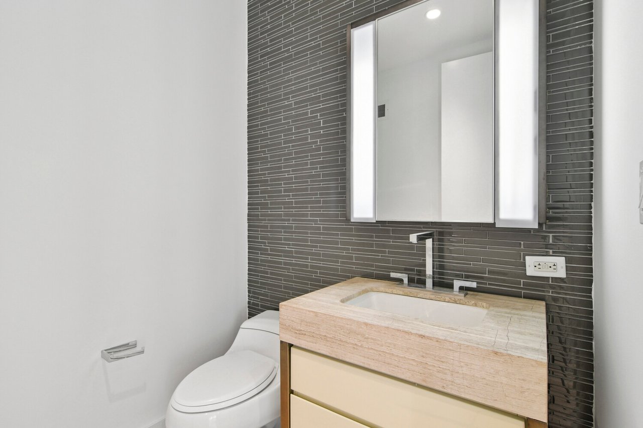 75 Wall Street, Apt 34K