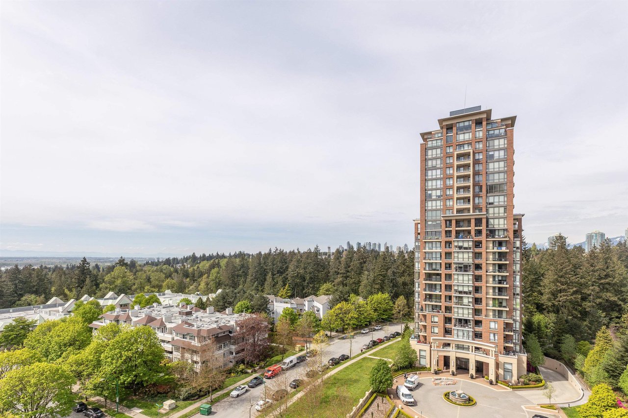 1005-7368 Sandborne Ave