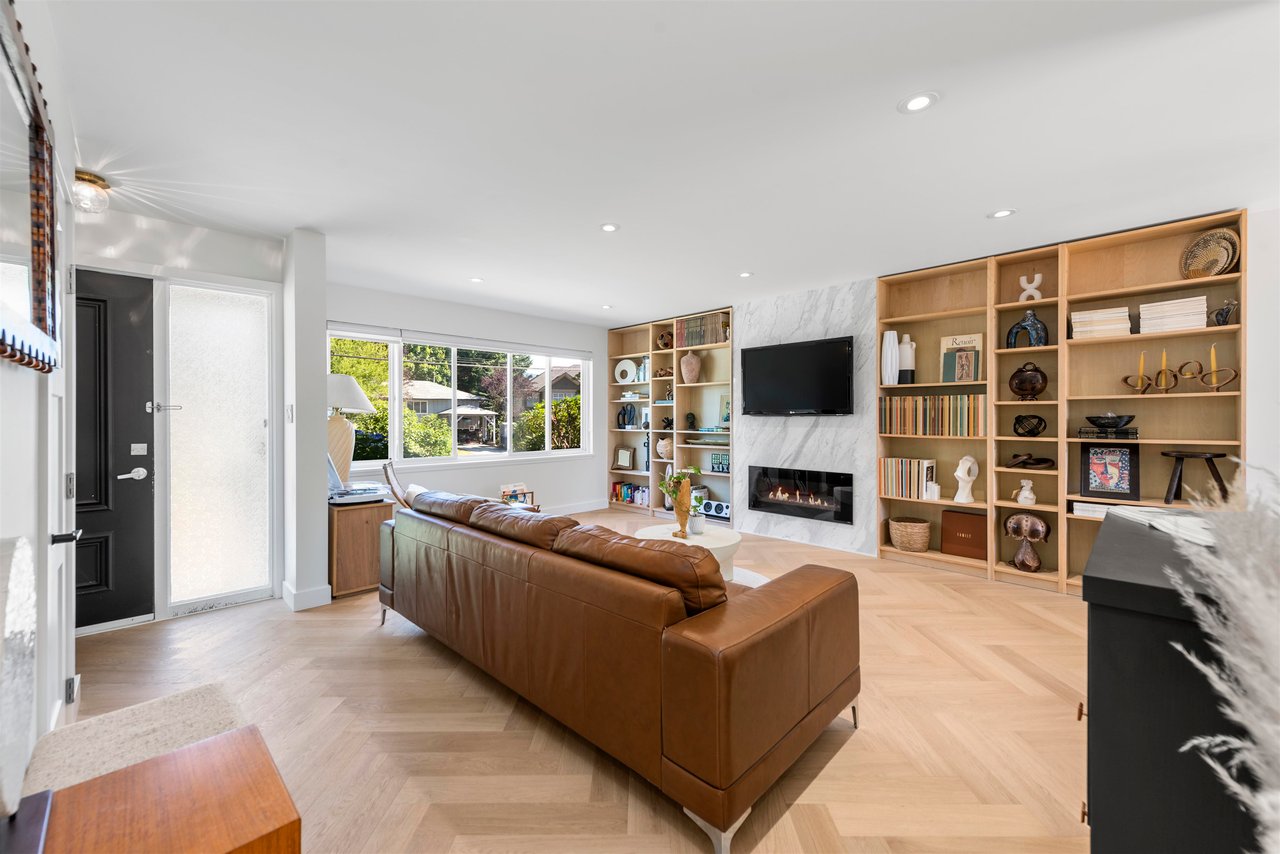 335 Seaview Drive, Port Moody