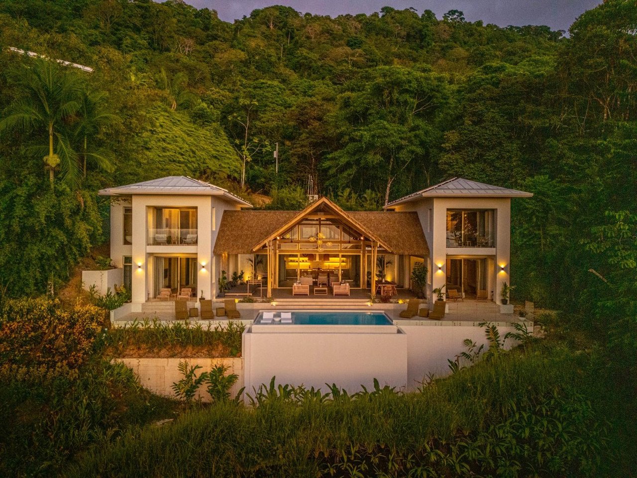 Private Sunset View Compound, Dominical, Puntarenas
