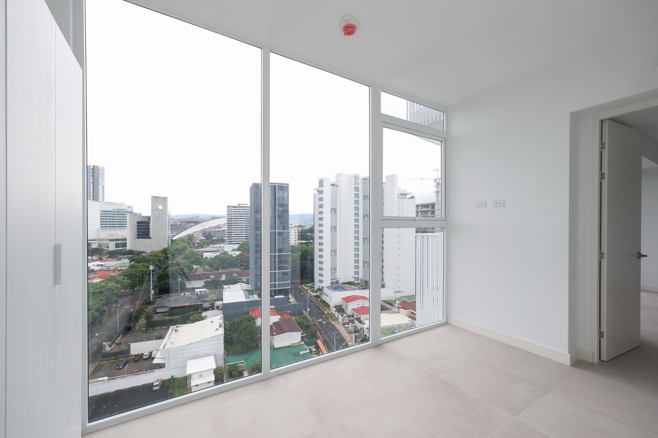 Contemporary City View Apartment, Sabana and Rohrmoser, San Jose