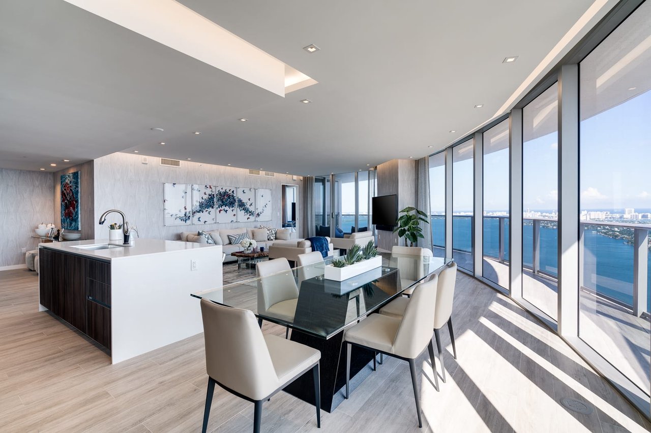 Aria on the Bay | Edgewater