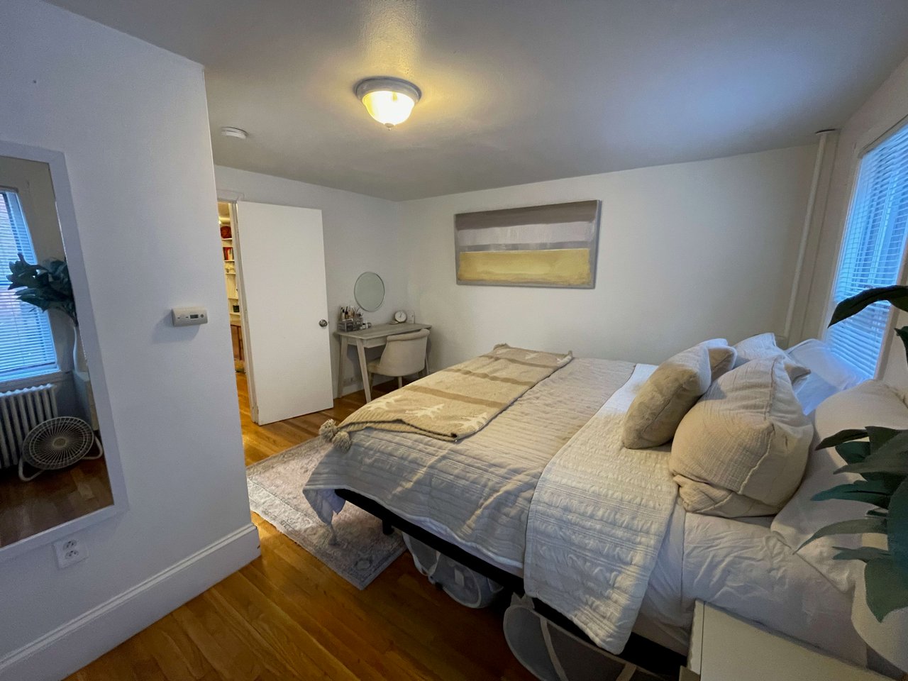 JULY - Appleton Street 2 bed 2 bath w. Private Patio & Laundry - Pets Negotiable!  HEAT AND HW incl! 