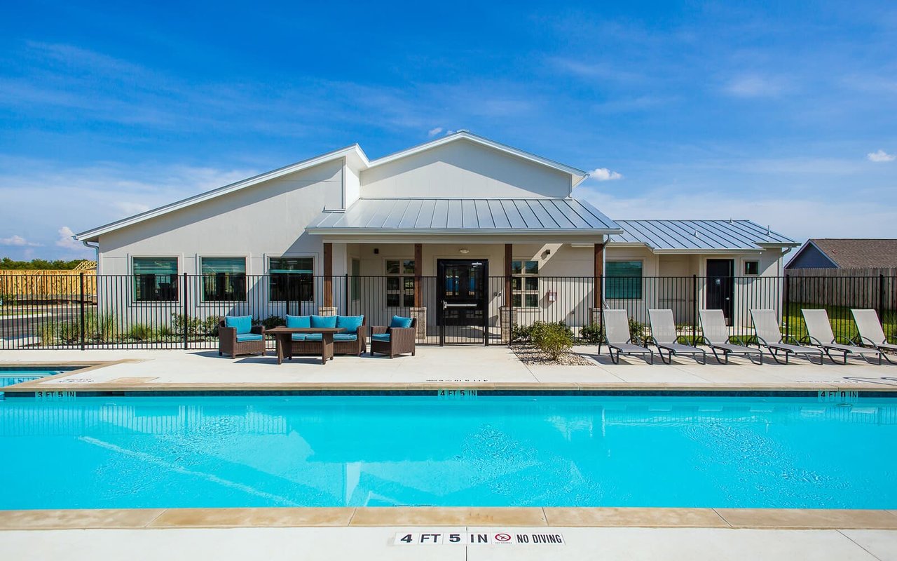 8206 Dampton Ln, Austin, Texas 78744