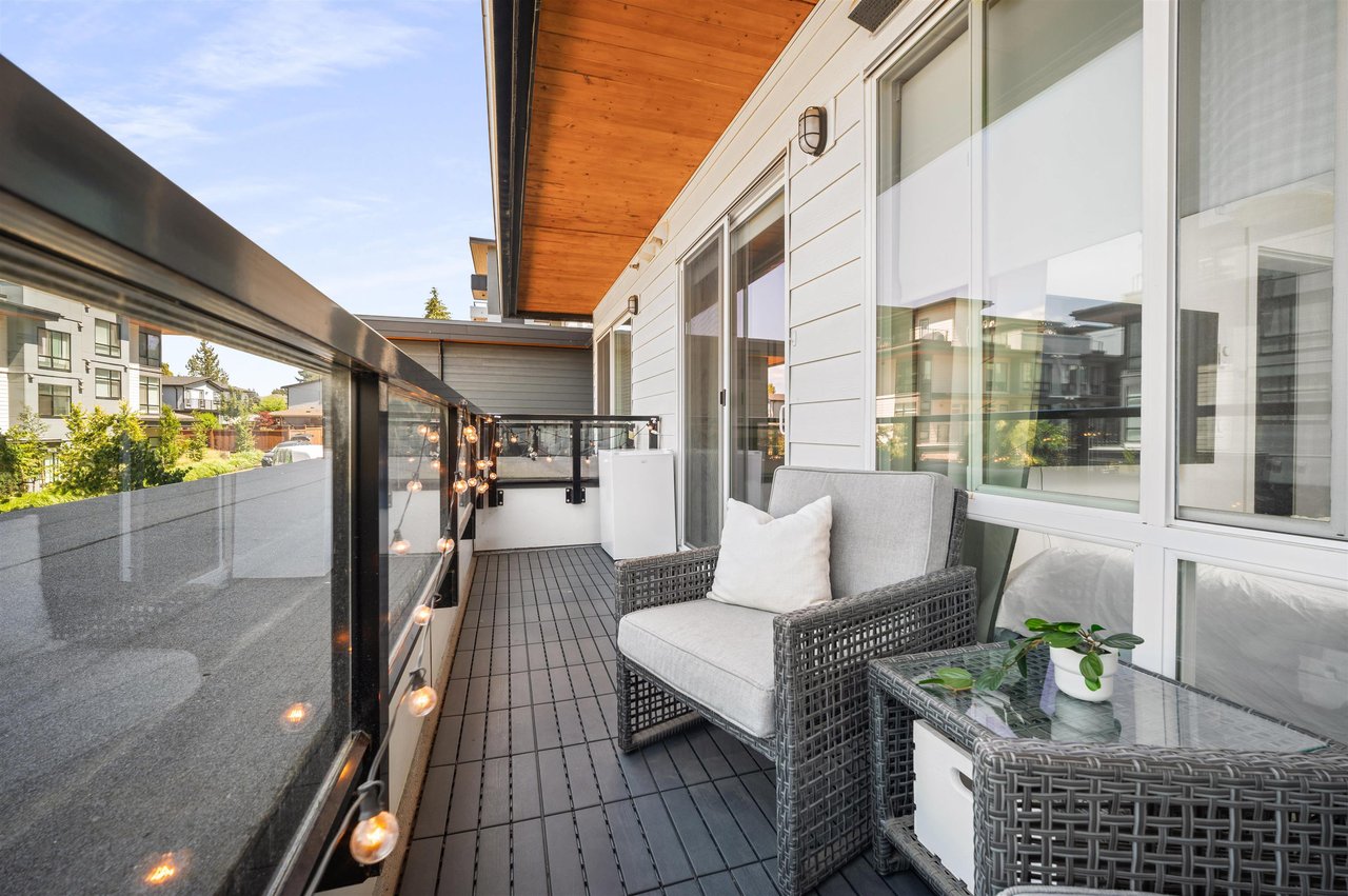 201-707 Como Lake Avenue, Coquitlam