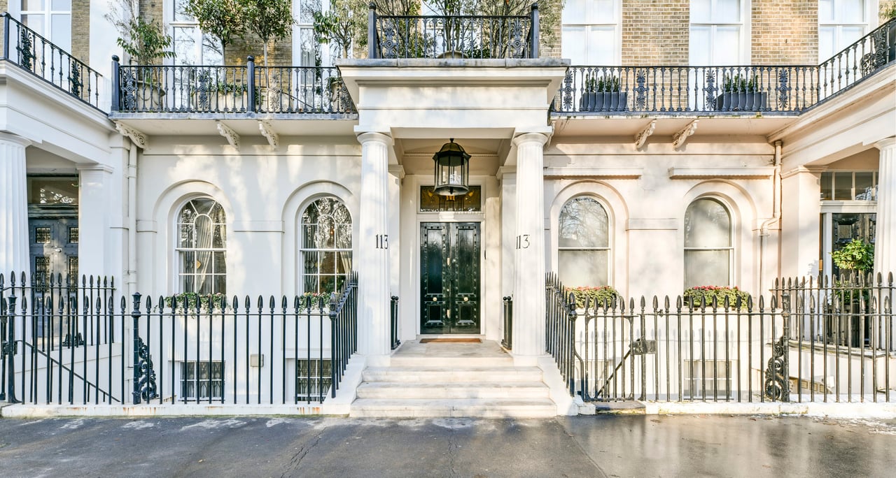 113 Eaton Square