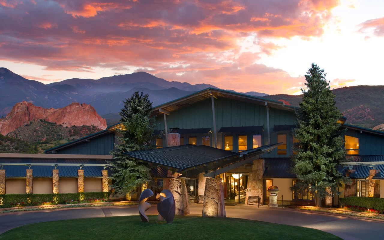 Unwind in Style: Colorado Springs' Top Luxury Hotels and Resorts