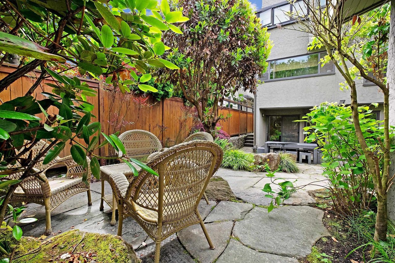 2215 W 14th Ave