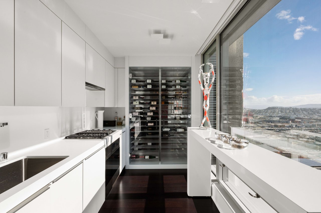 St. Regis Residence 30CD