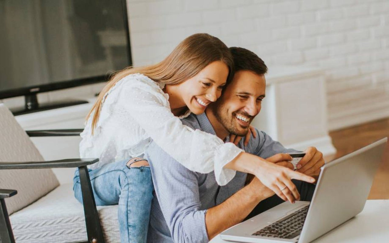 How to House Hunt (Successfully)