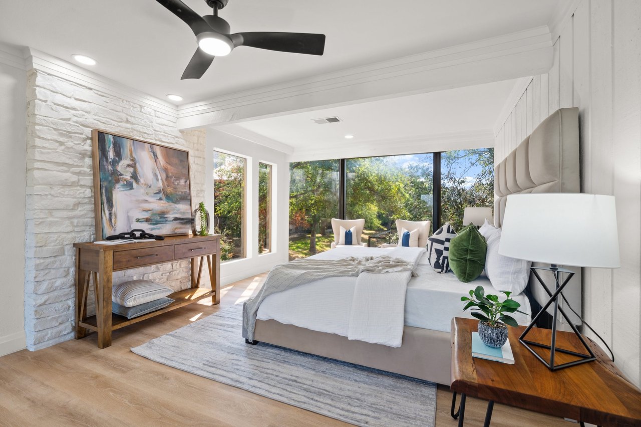 LAKEWAY CONTEMPORARY