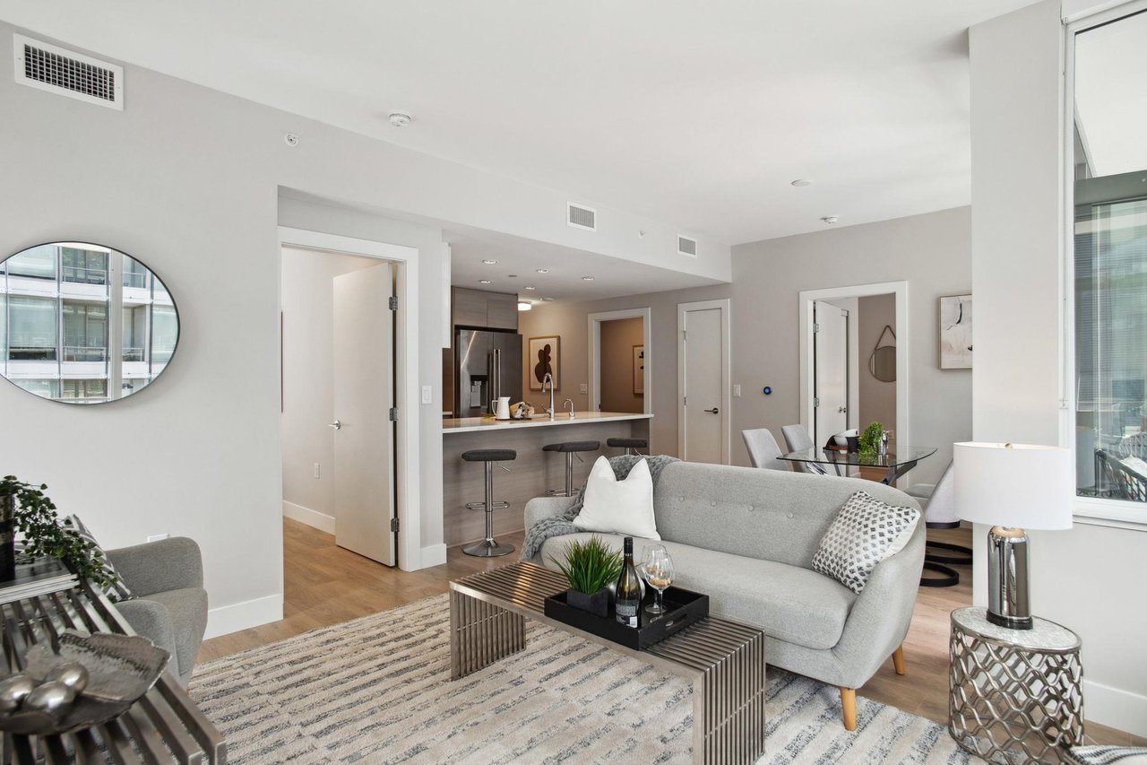 205-3451 Sawmill Cres