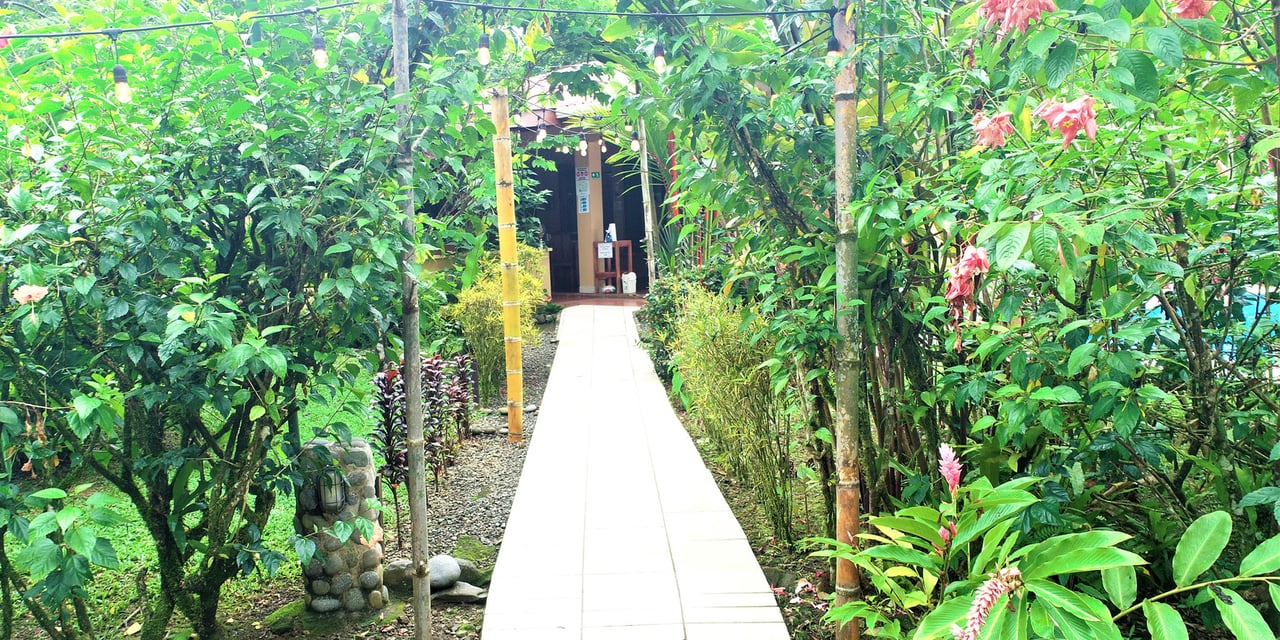 Riverfront Boutique Jungle Hotel, Ojochal, Puntarenas