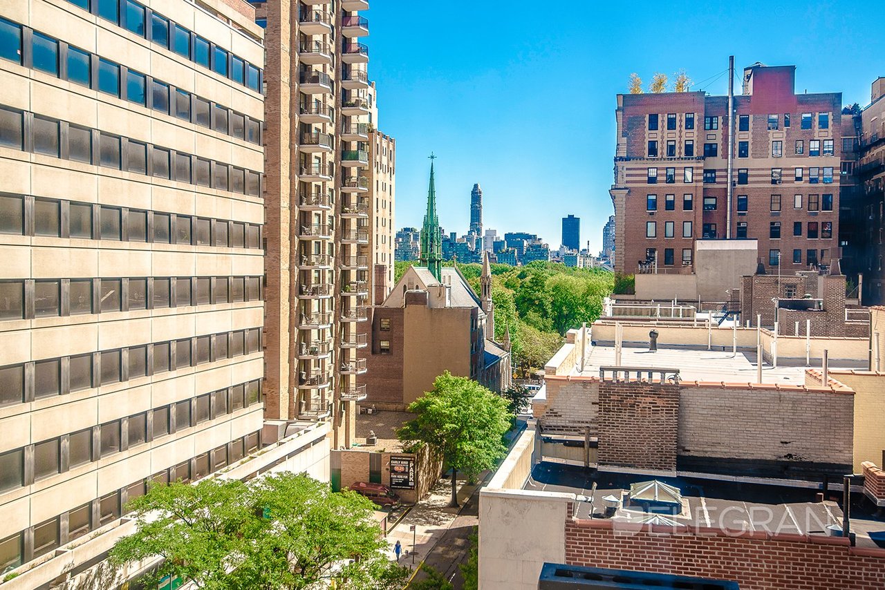 43 W 64TH ST