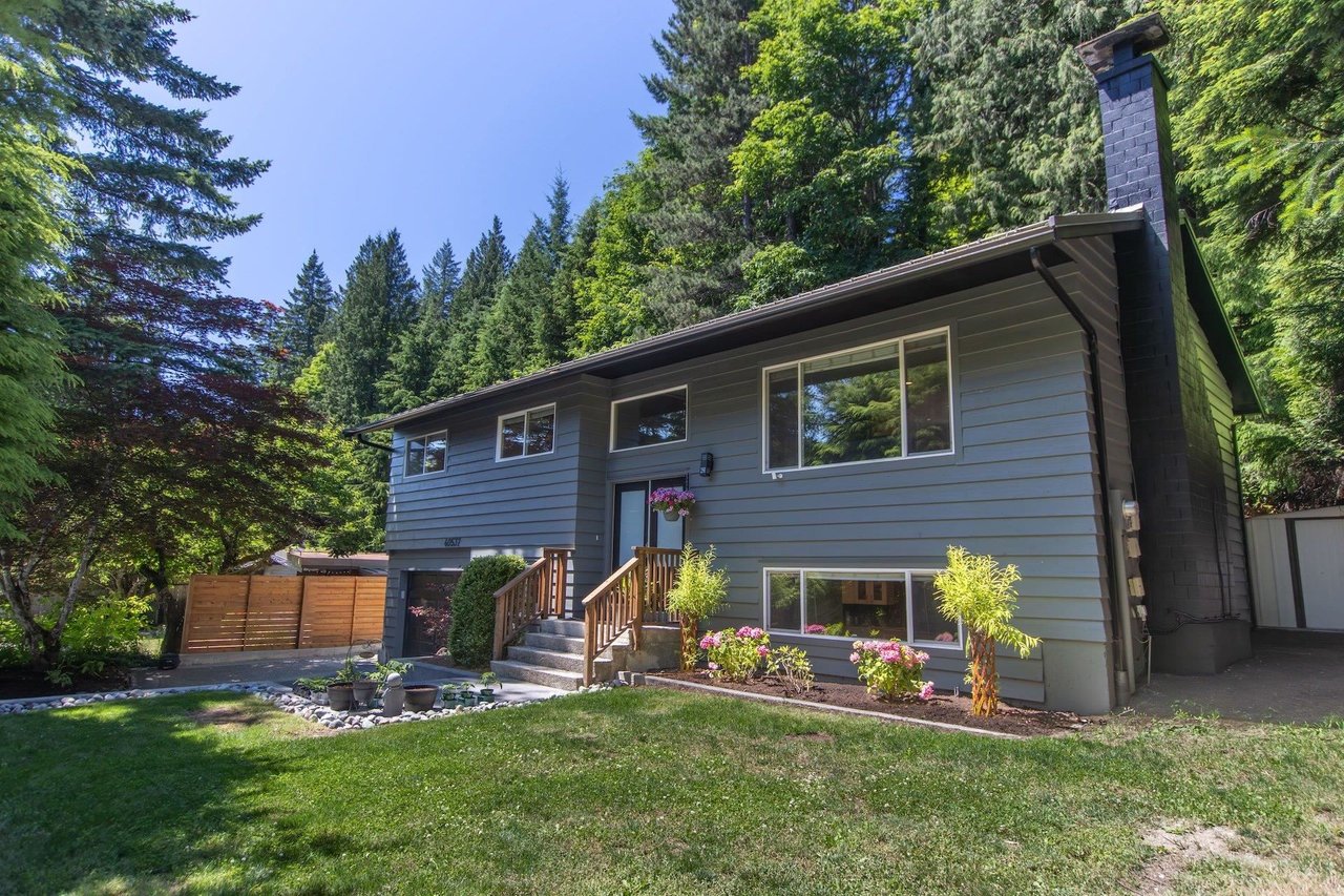 40537 N Highlands Wy