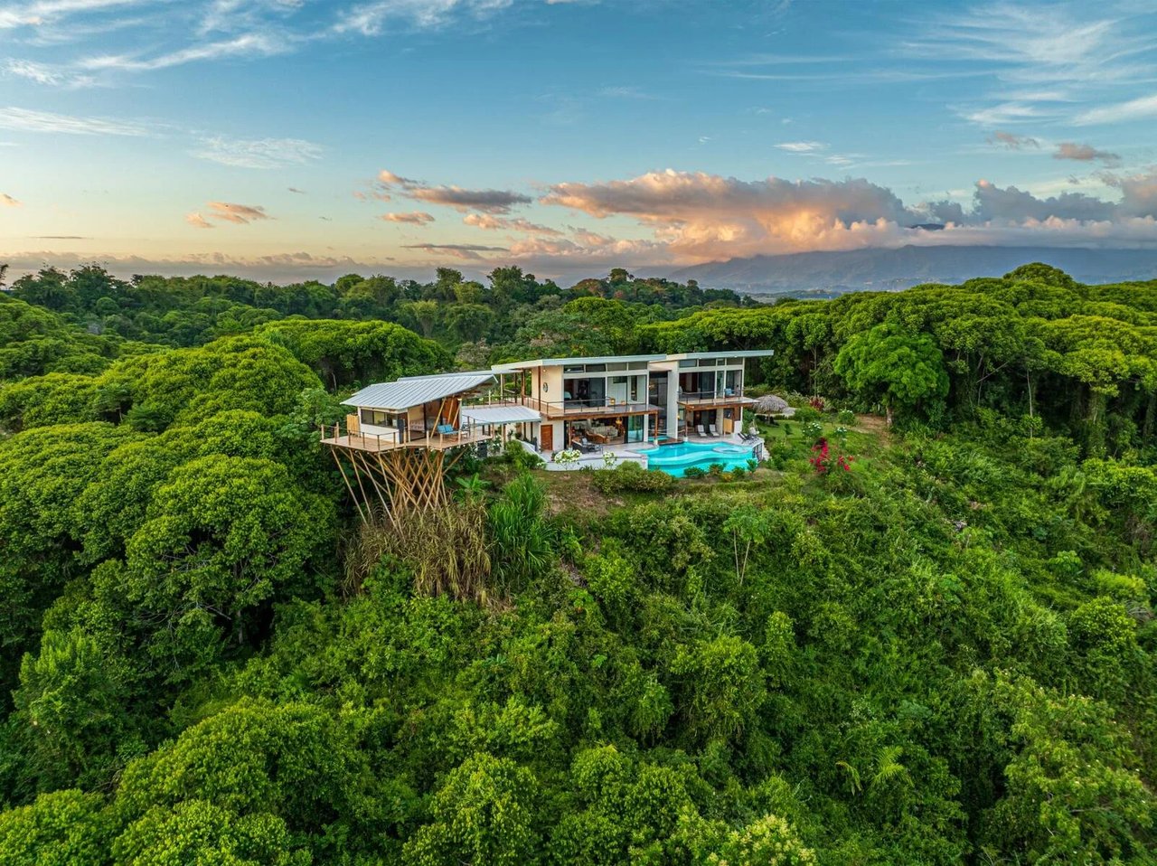 Modern Mountain View Estate, Manuel Antonio, Puntarenas