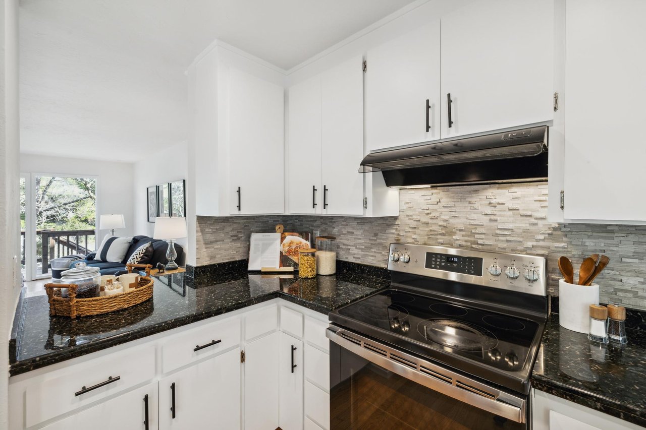 9 Oak Springs Drive, San Anselmo