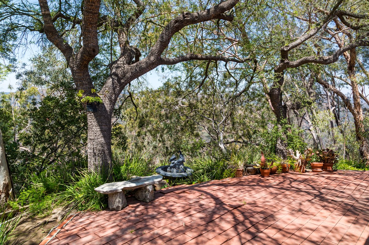 Enchanting Cottage in Lower Bel Air