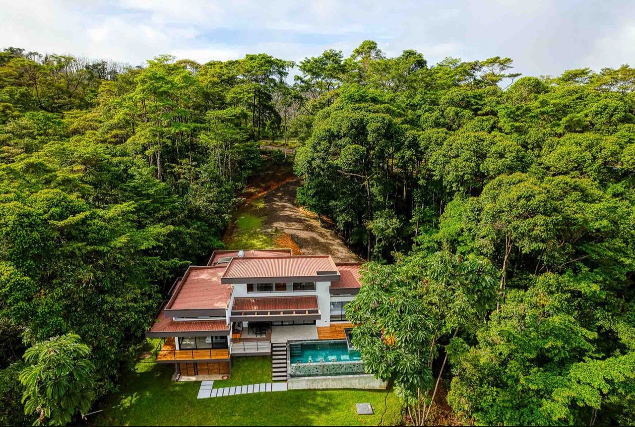 Mountain and Valley View Luxury Home