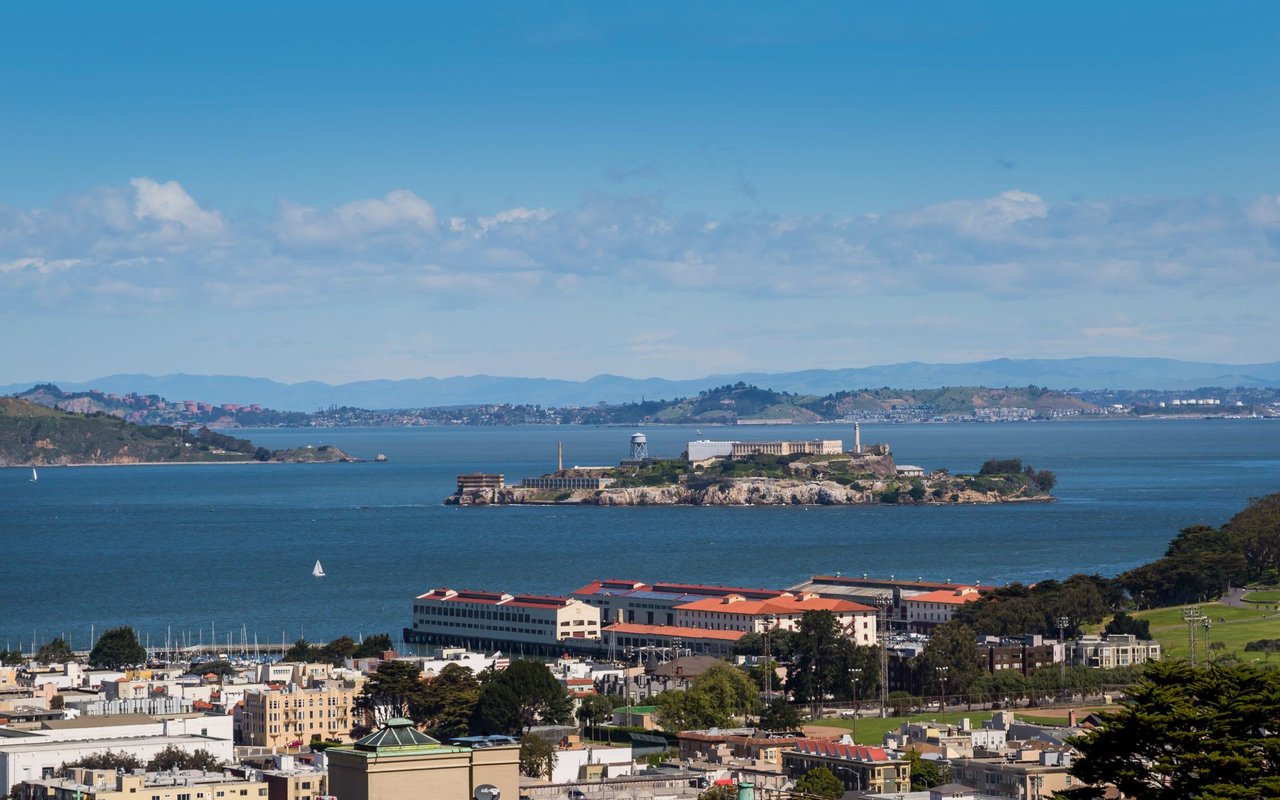 Legendary Pacific Heights Residence
