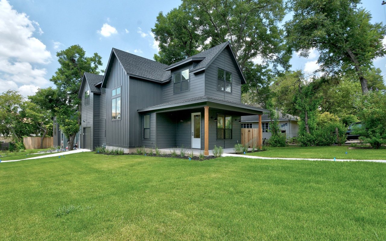 5000 Rowena Ave