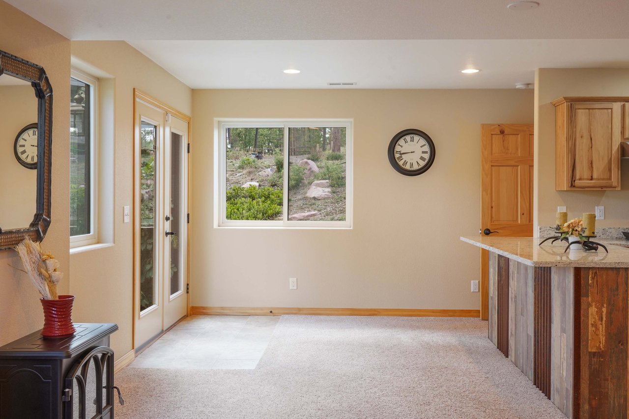 12615 Porcupine Lane