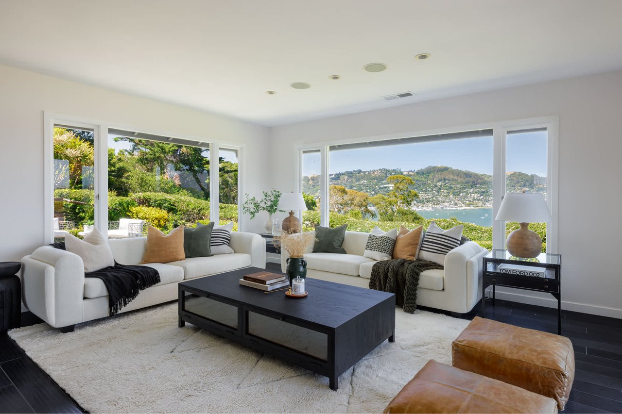 Exceptional Location on Belvedere Island