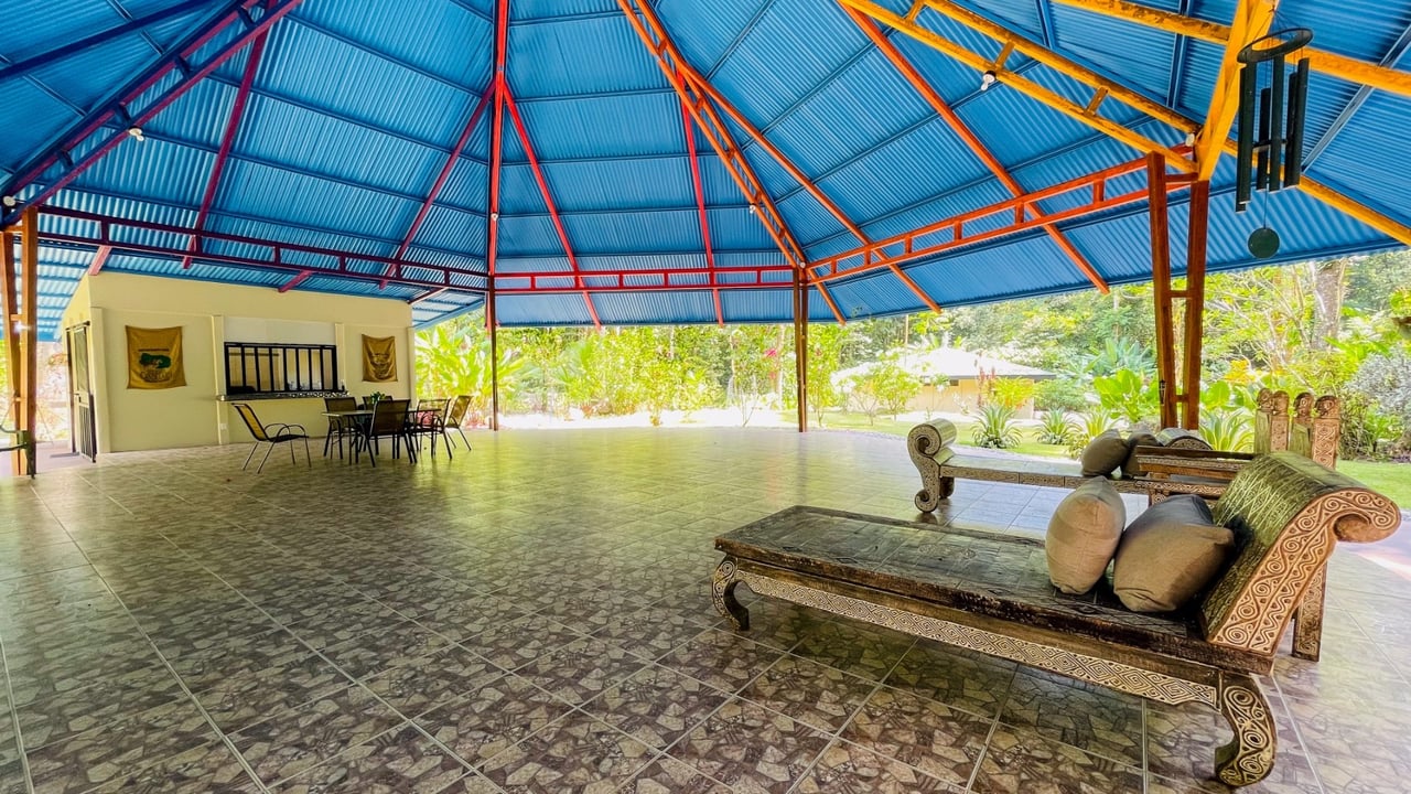 Riverfront Multi Residence Compound, Ojochal, Puntarenas