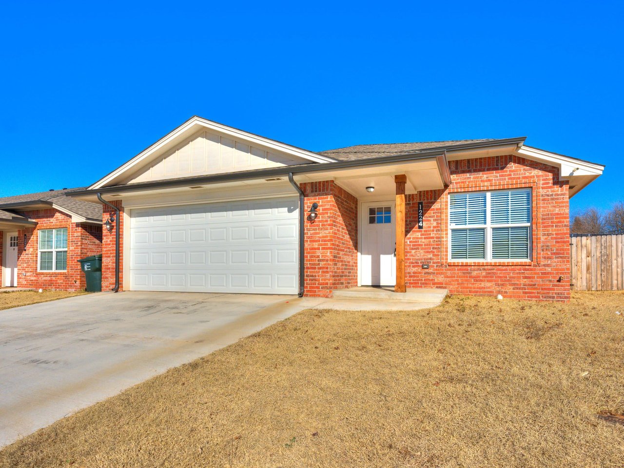 1218 Kingston Rd 