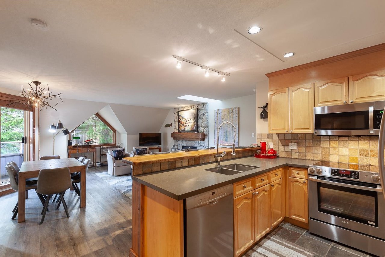 18-4636 Blackcomb Wy