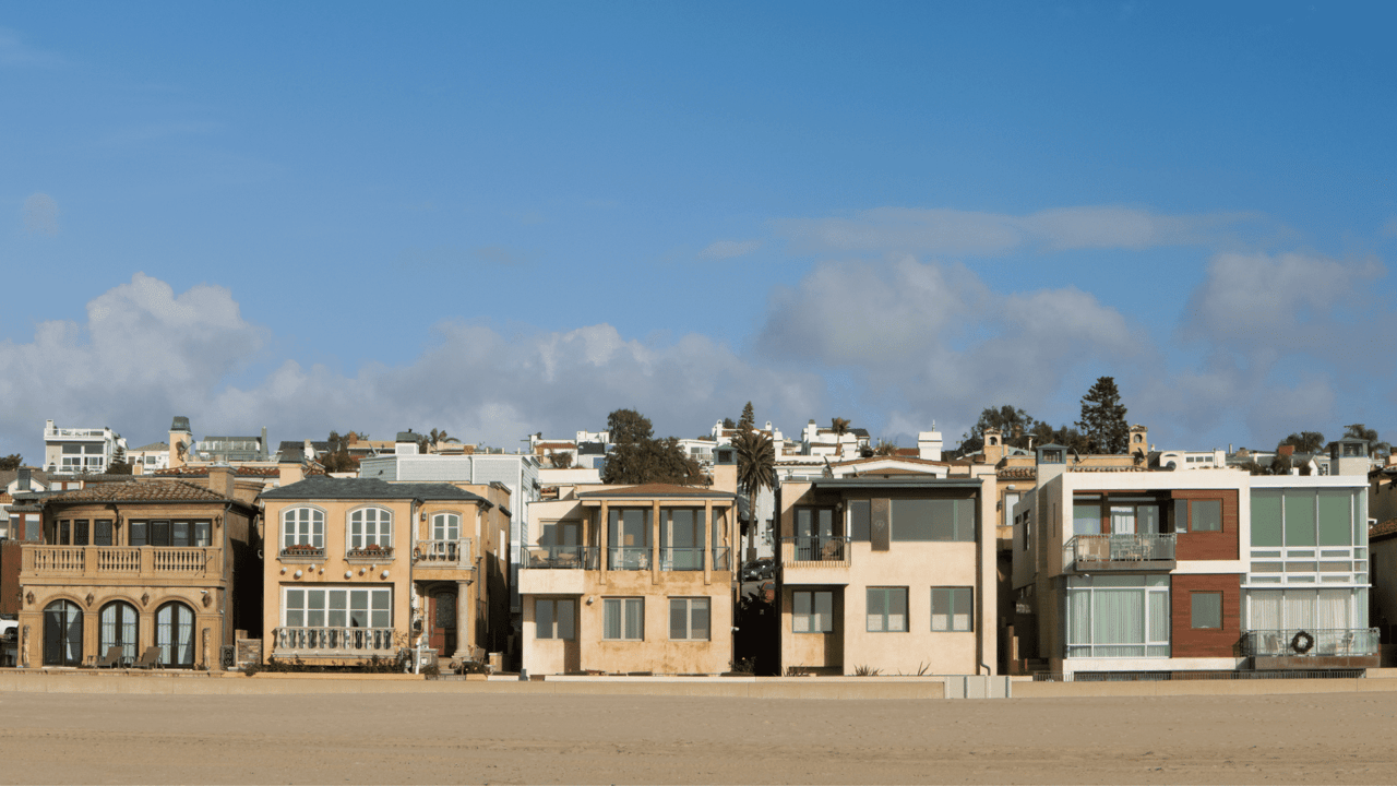 Buying a Home During the Holidays? There Are Year-End Deals To Be Had!