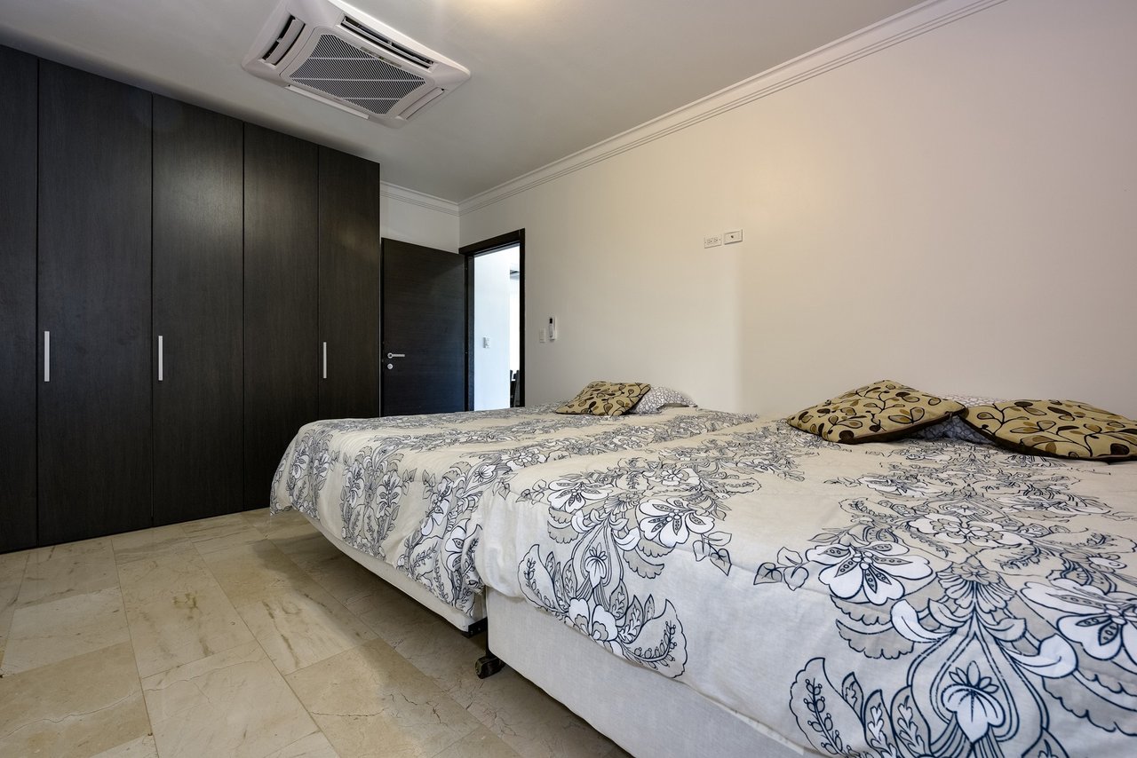 Palm Aruba Condo 4th Fl