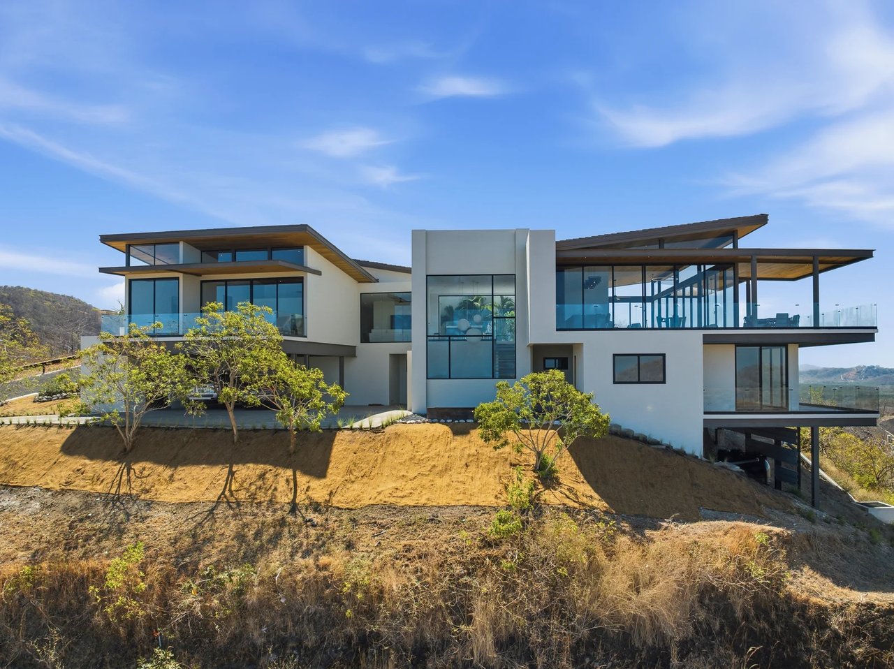 Luxury Infinity Pool Villa, Tamarindo, Guanacaste