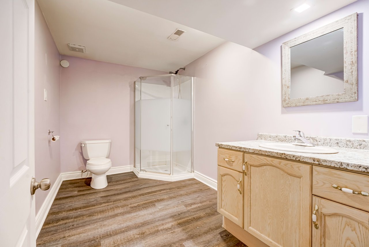 578 Rupert Ave