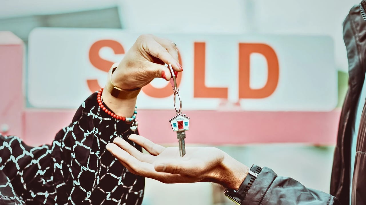 Opendoor acquires part of Doma to cut refinance closing costs