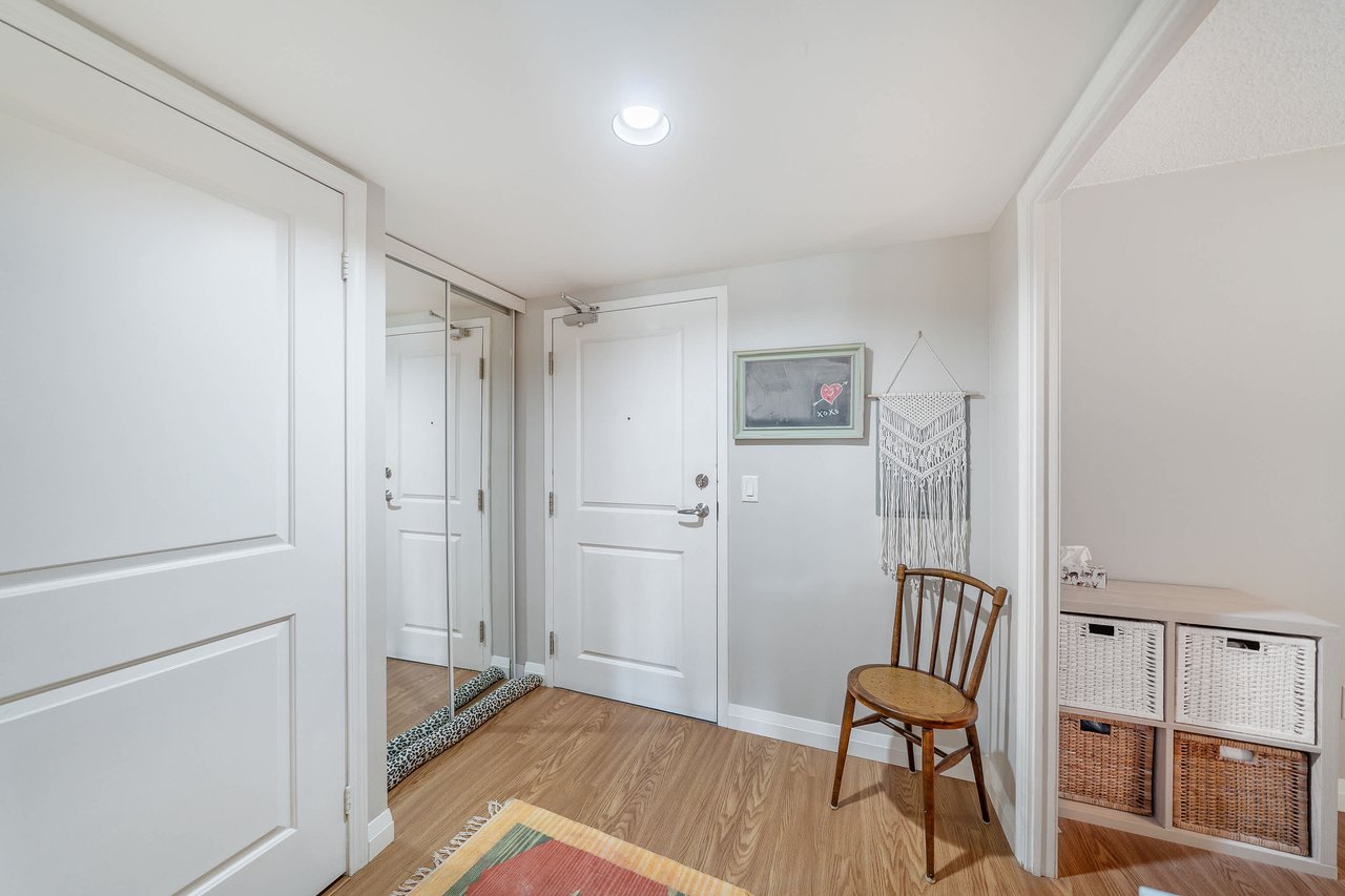 15 Stafford Street #401