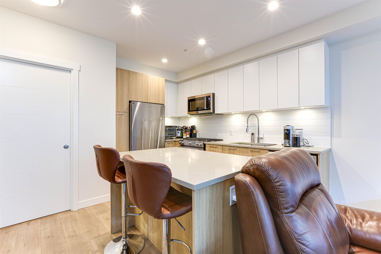 228-708 Lea Ave