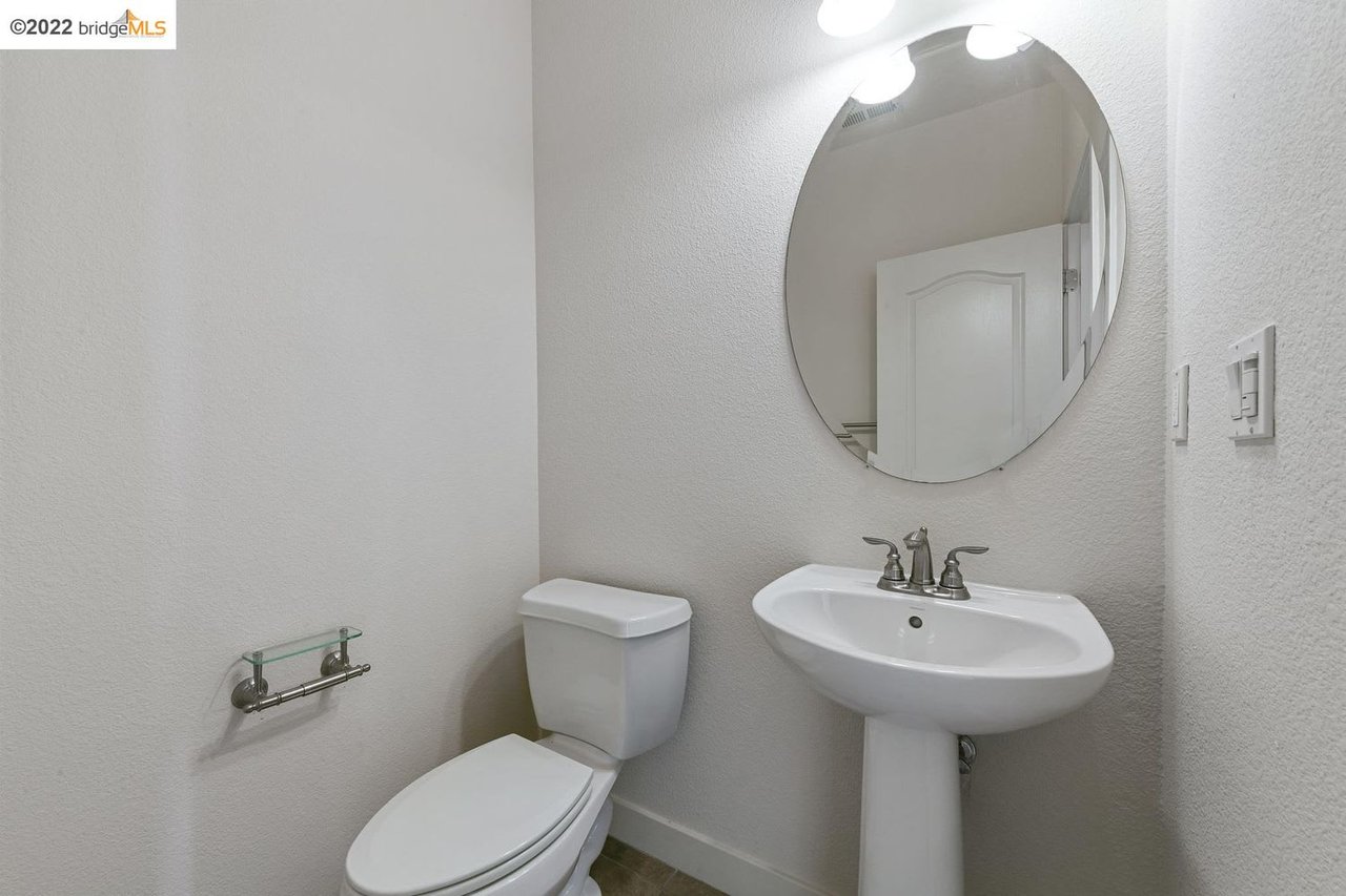 6415 Blue Rock Ct, Oakland, CA 94605