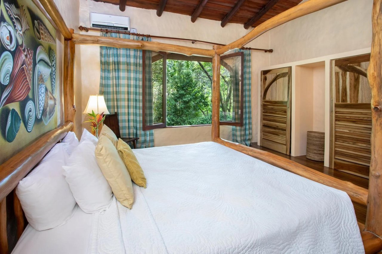 Multi Pool Luxury Estate, Manuel Antonio, Puntarenas