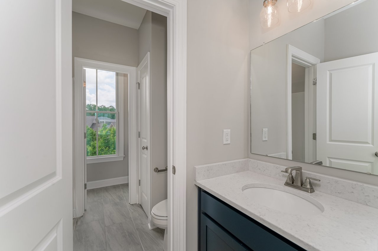 Luxury Living in the Village of Providence! 3 Bedrooms!