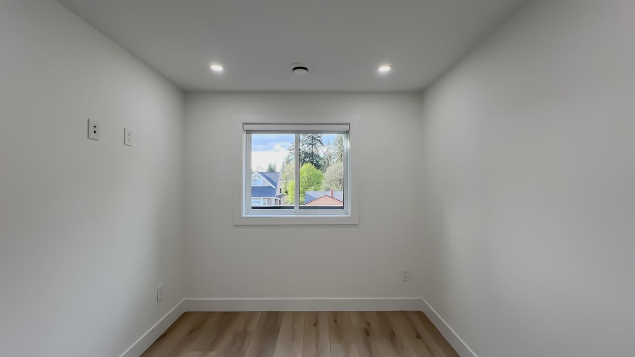 8020 19th Ave